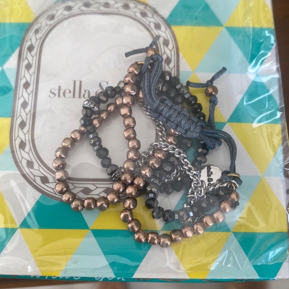 Stella & Dot mixed metal bracelet